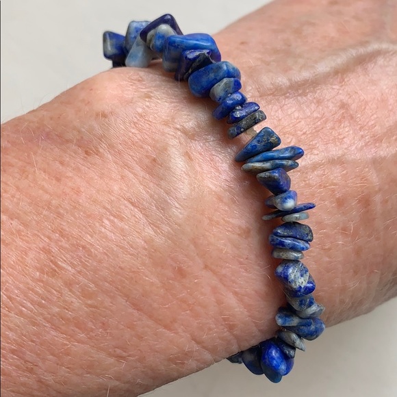Tumbled Blue Agate Stretch Bracelet - Picture 2 of 3